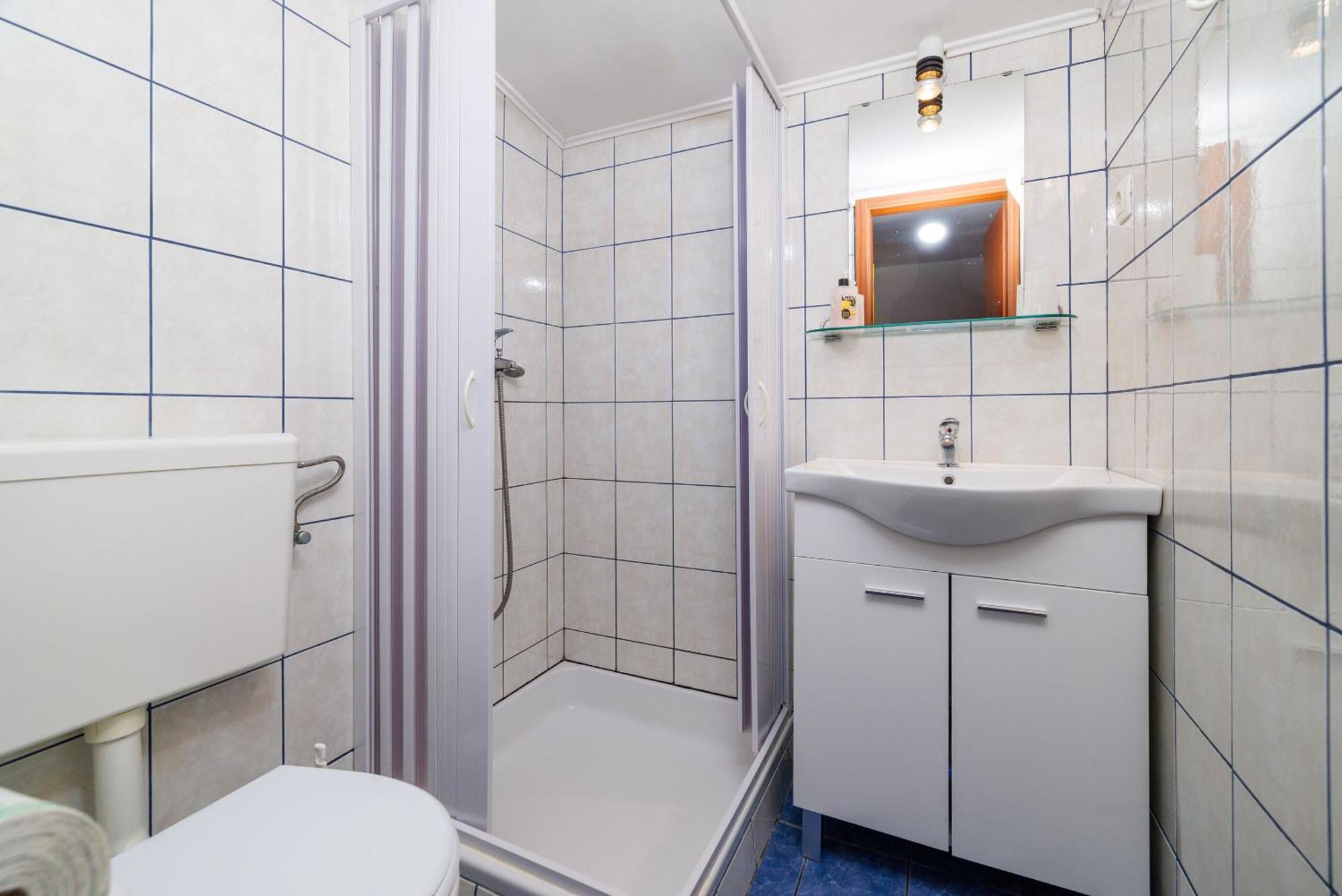 Apartments And Room Mirjana Dramalj Exterior photo